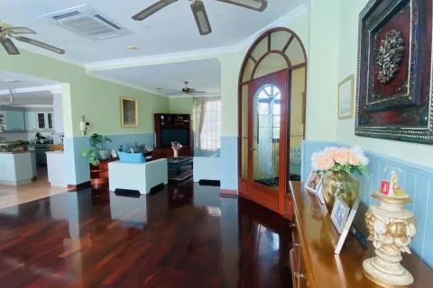 Maison à Pattaya, Thaïlande 6 chambres № 155696 - photo 30