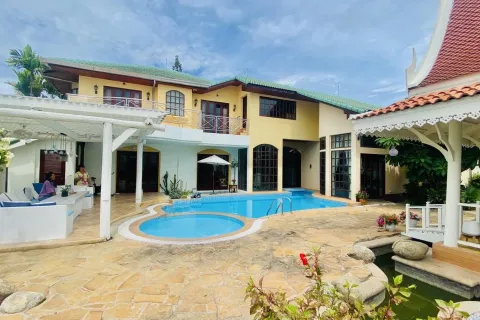 Maison à Pattaya, Thaïlande 6 chambres № 155696 - photo 4