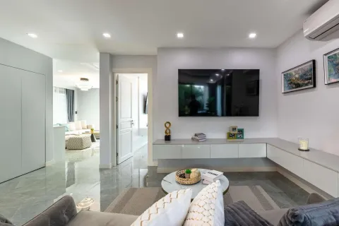 Villa à Pattaya, Thaïlande 5 chambres № 155698 - photo 9