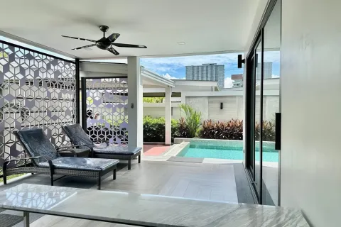 Villa à Pattaya, Thaïlande 5 chambres № 155699 - photo 4