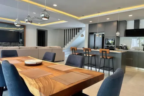 Villa à Pattaya, Thaïlande 5 chambres № 155699 - photo 7