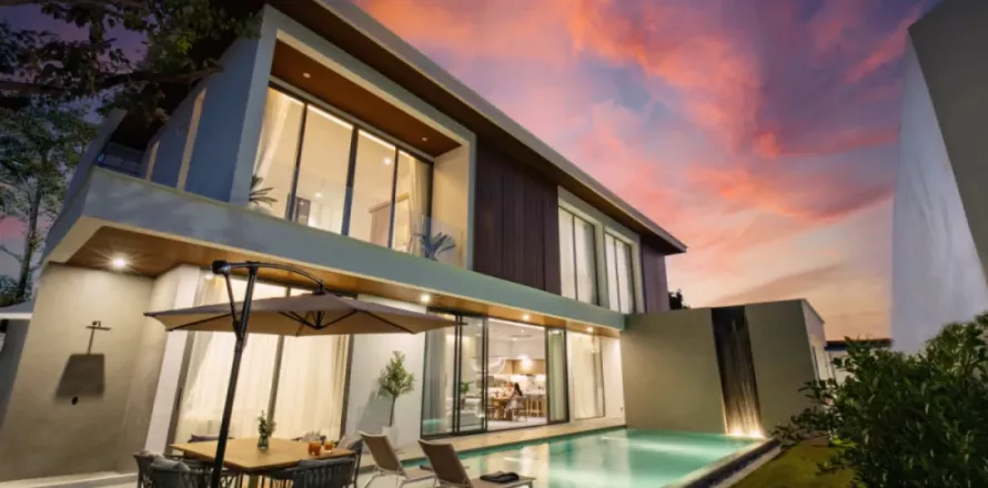 Villa à Phuket, Thaïlande 4 chambres № 110903