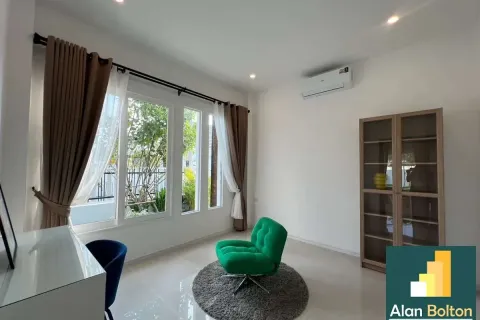 Casa de 3 dormitorios en Pattaya, Tailandia № 211324 - foto 12