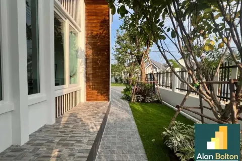 Casa de 3 dormitorios en Pattaya, Tailandia № 211324 - foto 15