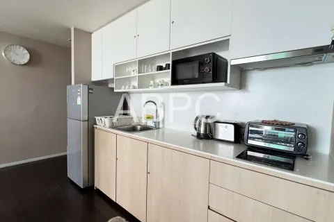 Condominio de 3 dormitorios en Jomtien Beach, Pattaya, Tailandia № 211323 - foto 16