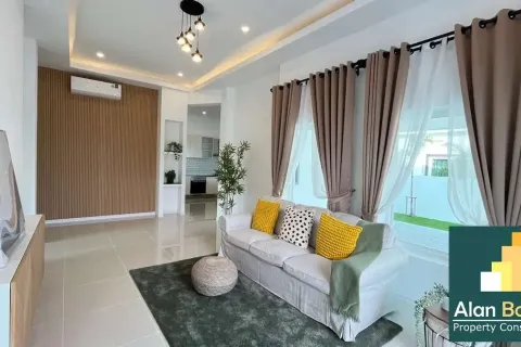 Casa de 3 dormitorios en Pattaya, Tailandia № 211325 - foto 21