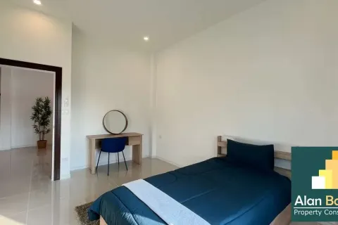 Casa de 3 dormitorios en Pattaya, Tailandia № 211325 - foto 10