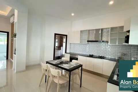 Casa de 3 dormitorios en Pattaya, Tailandia № 211325 - foto 5