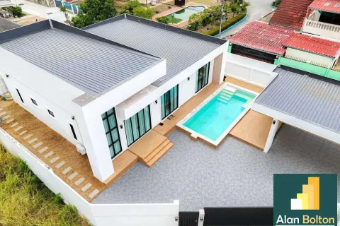 Casa de 4 dormitorios en Jomtien Beach, Pattaya, Tailandia № 211326 - foto 12