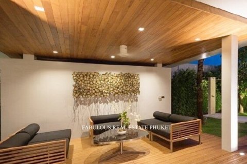 Villa in Bang Tao, Thailand 3 bedrooms № 179601 - photo 5