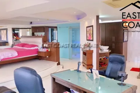 Condominio de 2 dormitorios en Jomtien Beach, Pattaya, Tailandia № 212234 - foto 21