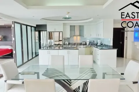 Condominio de 2 dormitorios en Jomtien Beach, Pattaya, Tailandia № 212234 - foto 7