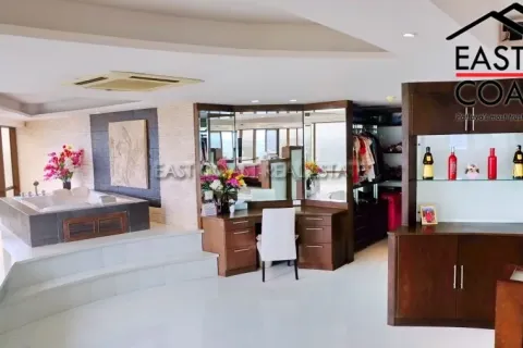 Condominio de 2 dormitorios en Jomtien Beach, Pattaya, Tailandia № 212234 - foto 28