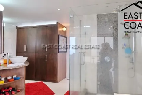 Condominio de 2 dormitorios en Jomtien Beach, Pattaya, Tailandia № 212234 - foto 23