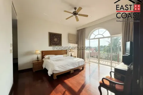 Casa de 4 dormitorios en Pattaya, Tailandia № 212239 - foto 6