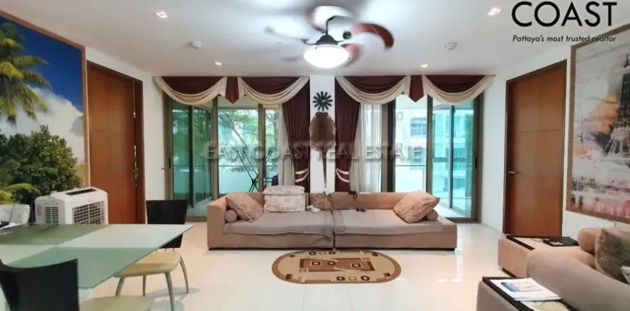 Condominio de 4 dormitorios en Pattaya, Tailandia № 212236