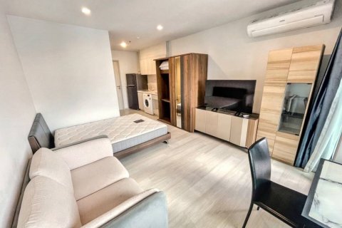 Студия в кондо в Бангкоке, Таиланд № 116643 - фото 3