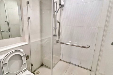 Студия в кондо в Бангкоке, Таиланд № 116643 - фото 6