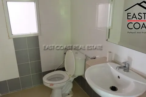 Casa de 3 dormitorios en Pattaya, Tailandia № 212556 - foto 11