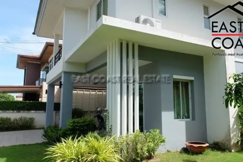 Casa de 3 dormitorios en Pattaya, Tailandia № 212556 - foto 4