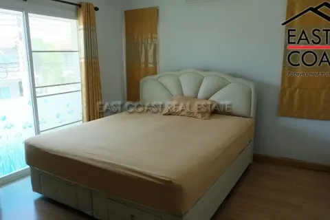 Casa de 3 dormitorios en Pattaya, Tailandia № 212556 - foto 14