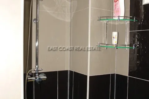 Condominio de 2 dormitorios en Jomtien Beach, Pattaya, Tailandia № 212561 - foto 10