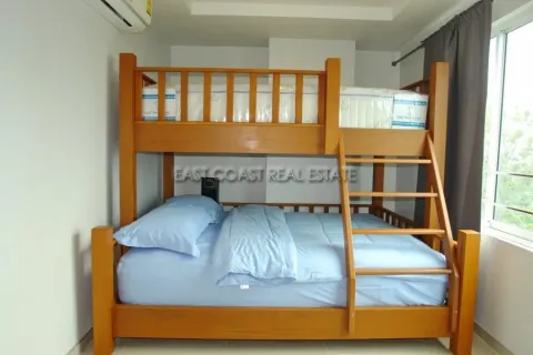 Condominio de 2 dormitorios en Jomtien Beach, Pattaya, Tailandia № 212561 - foto 13