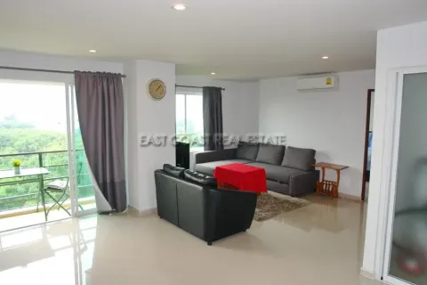 Condominio de 2 dormitorios en Jomtien Beach, Pattaya, Tailandia № 212561 - foto 2