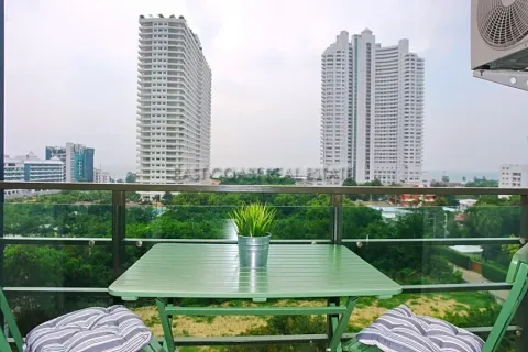 Condominio de 2 dormitorios en Jomtien Beach, Pattaya, Tailandia № 212561 - foto 20
