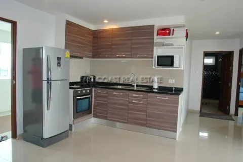 Condominio de 2 dormitorios en Jomtien Beach, Pattaya, Tailandia № 212561 - foto 5