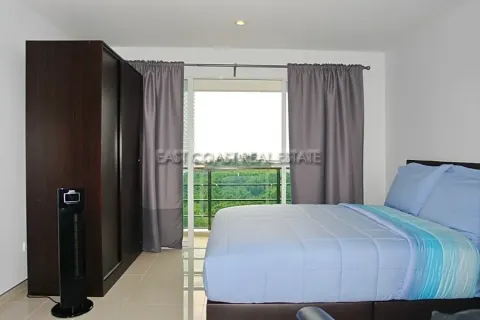 Condominio de 2 dormitorios en Jomtien Beach, Pattaya, Tailandia № 212561 - foto 6