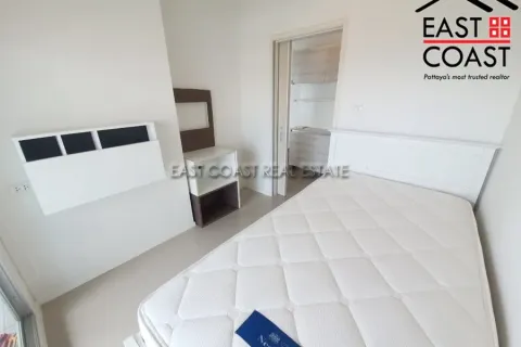 Condominio de 2 dormitorios en Jomtien Beach, Pattaya, Tailandia № 212562 - foto 10