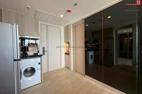 Condominio de 2 dormitorios en Pattaya, Tailandia № 212559 - foto 2