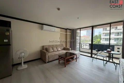 Condominio de 2 dormitorios en Jomtien Beach, Pattaya, Tailandia № 212558 - foto 5