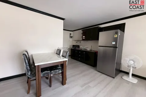Condominio de 2 dormitorios en Jomtien Beach, Pattaya, Tailandia № 212558 - foto 6
