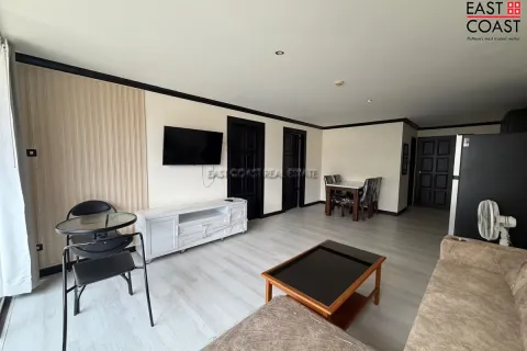 Condominio de 2 dormitorios en Jomtien Beach, Pattaya, Tailandia № 212558 - foto 3