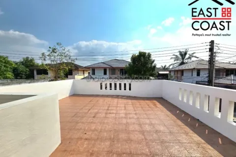 Casa de 3 dormitorios en Pattaya, Tailandia № 212557 - foto 16