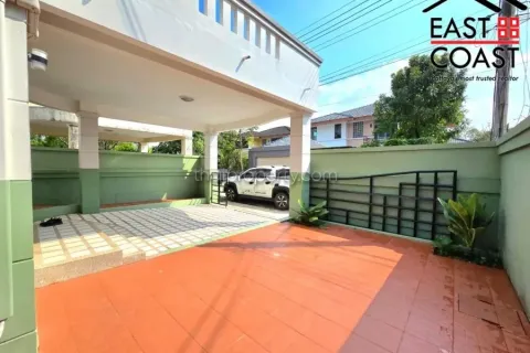 Casa de 3 dormitorios en Pattaya, Tailandia № 212557 - foto 2