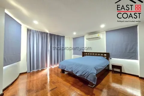 Casa de 3 dormitorios en Pattaya, Tailandia № 212557 - foto 13