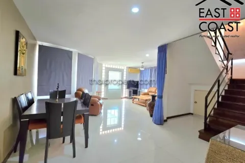Casa de 3 dormitorios en Pattaya, Tailandia № 212557 - foto 11