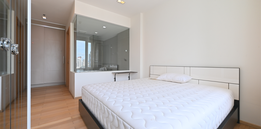 Condo in Bangkok, Thailand, 2 bedrooms № 184298