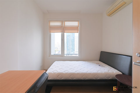 Condo in Bangkok, Thailand, 2 bedrooms № 184298 - photo 8