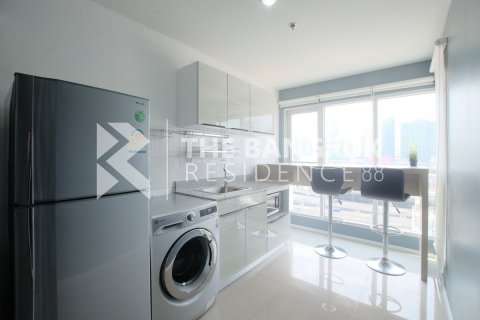 Condo in Bangkok, Thailand, 1 bedroom № 184295 - photo 2