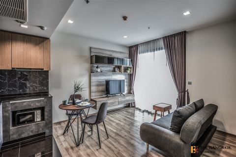 Condo in Bangkok, Thailand, 1 bedroom № 184293 - photo 2