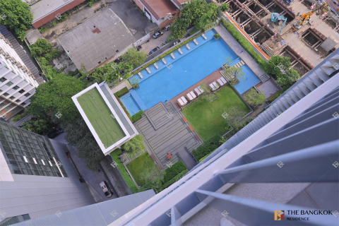 Condo in Bangkok, Thailand, 2 bedrooms № 184294 - photo 4
