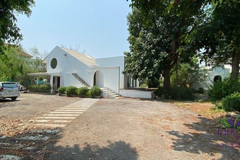 Коммерческая недвижимость в Чиангмае, Таиланд № 162583 - фото 2