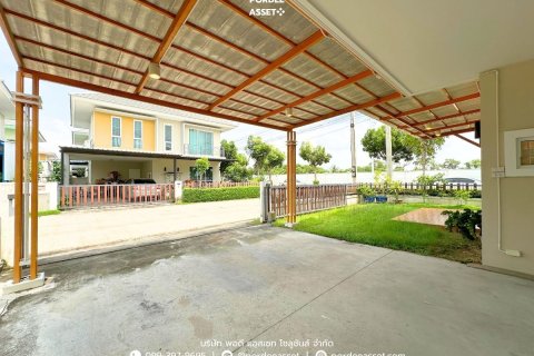 House in Nakhon Pathom, Thailand 3 bedrooms № 156493 - photo 21