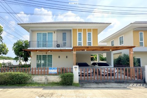 House in Nakhon Pathom, Thailand 3 bedrooms № 156493 - photo 2