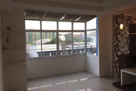 Townhouse in Bangkok, Thailand 5 bedrooms № 189604