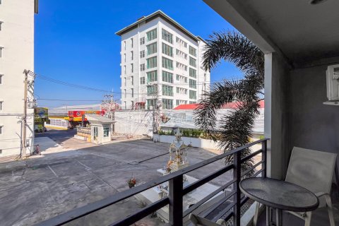 Condo in Pattaya, Thailand, 1 bedroom № 205135 - photo 8